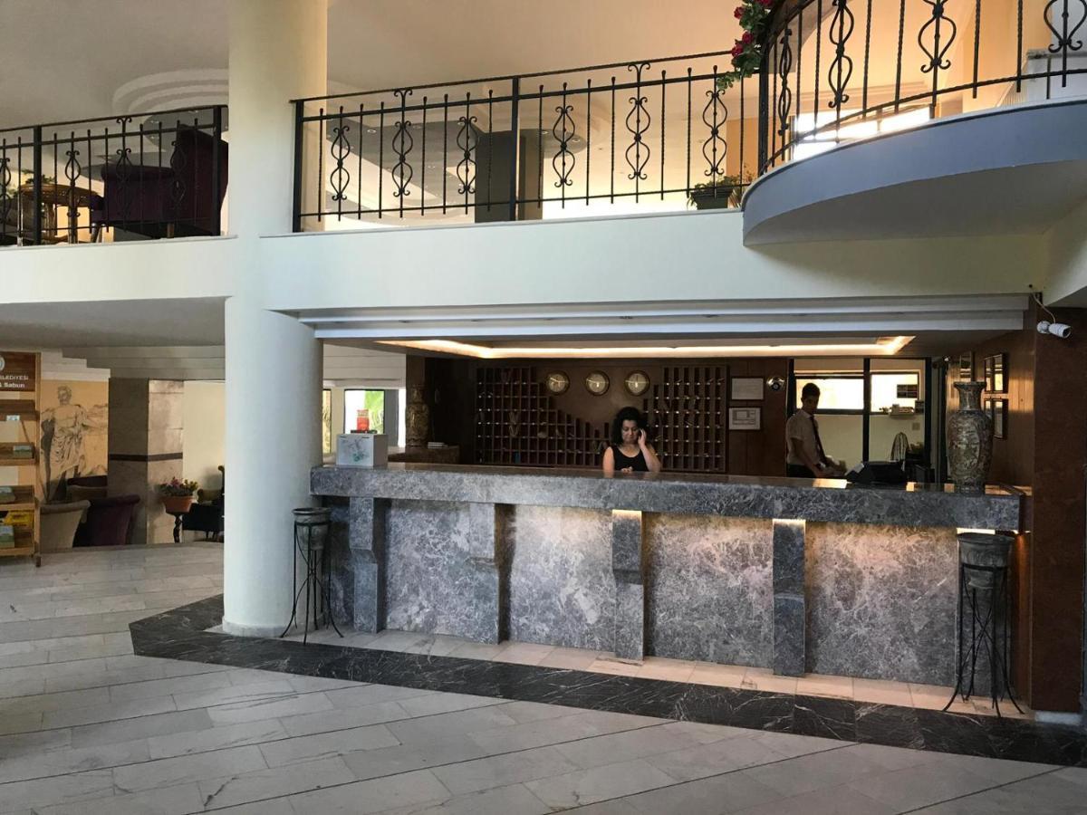 Afytos Oeren Park Mtk Hotel Exterior photo