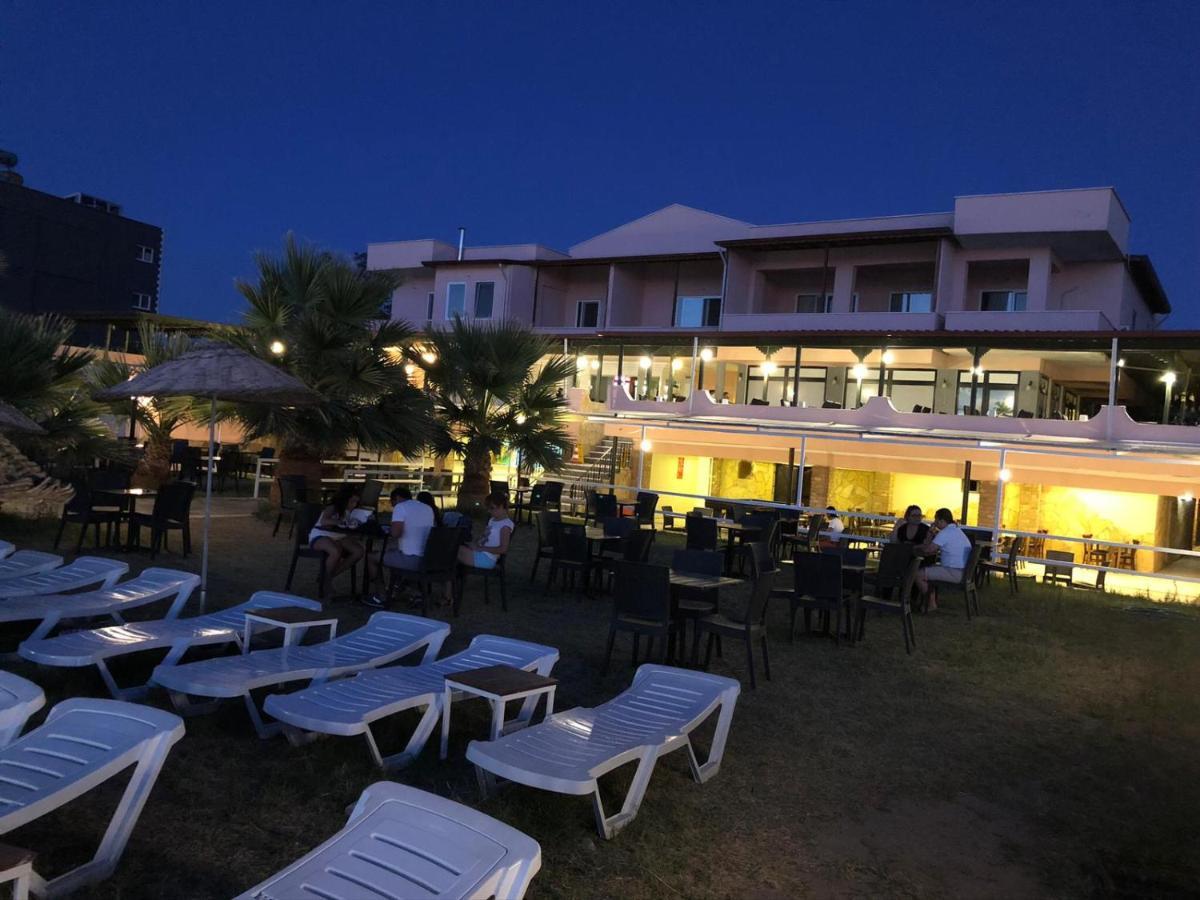 Afytos Oeren Park Mtk Hotel Exterior photo